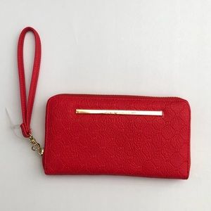 nwot steve madden candy red bzip wallet